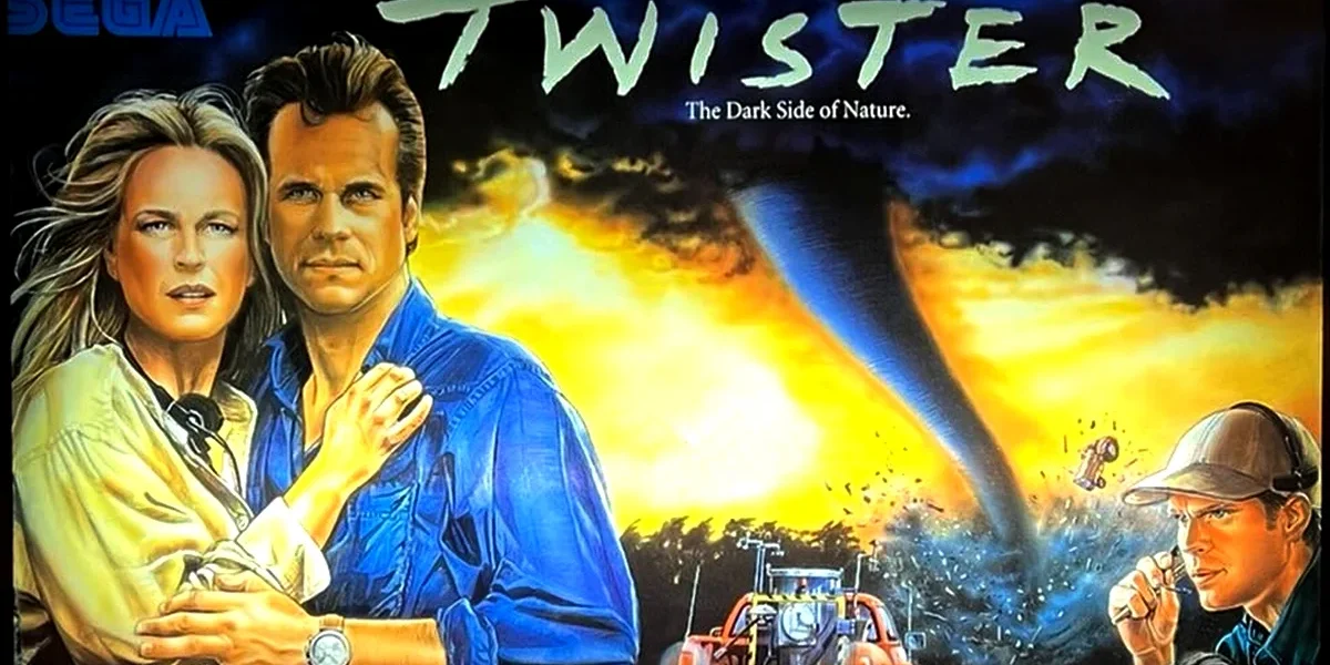 Detalhe do playfield da máquina de pinball Twister da Sega, mostrando o ímã central e a arte temática de tornado.