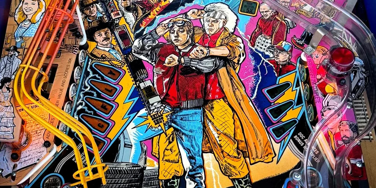 Visão frontal da máquina de pinball Back to the Future da Data East